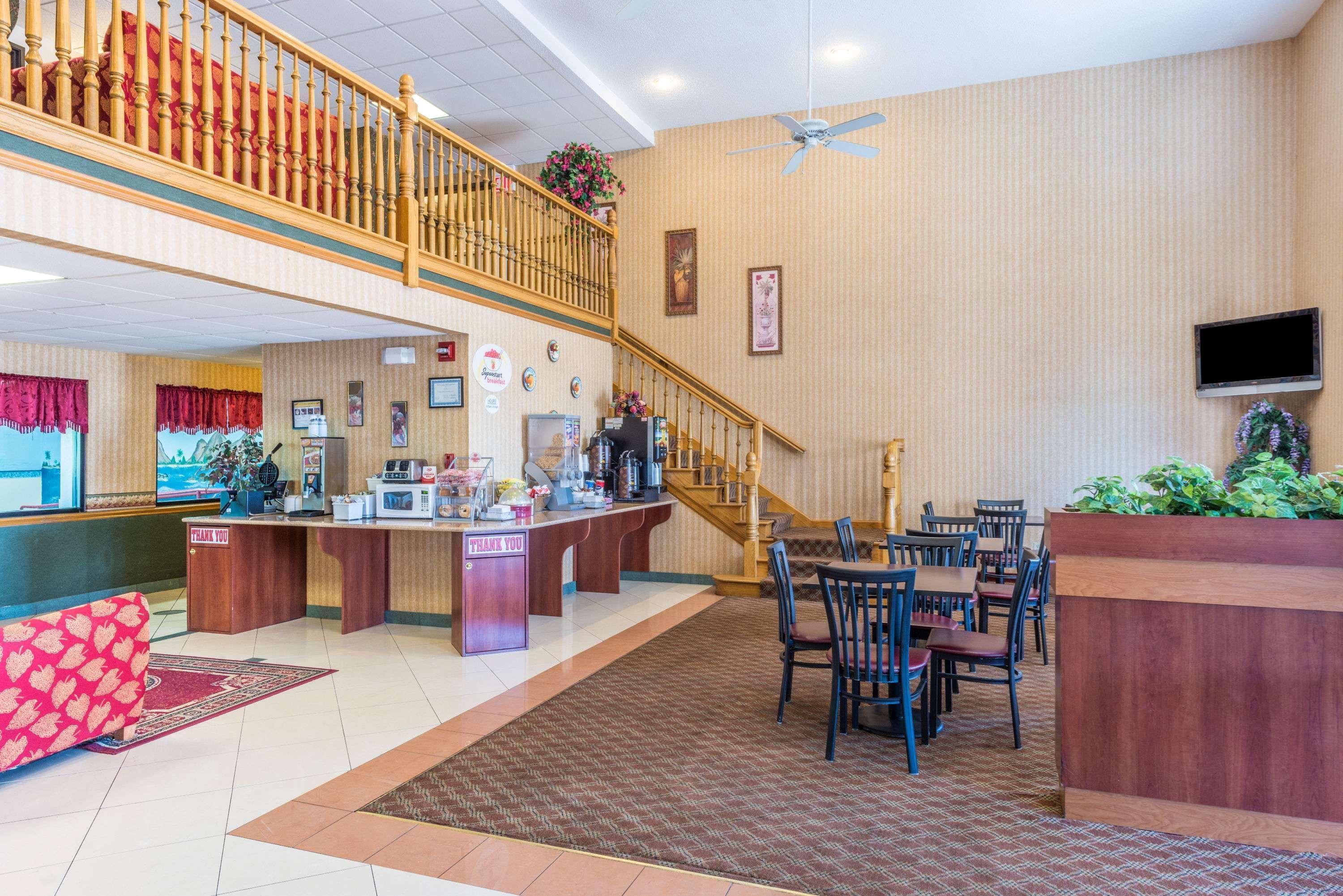 特洛伊速8酒店 Troy 外观 照片